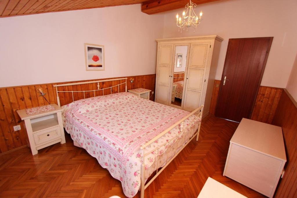 Guest House Aurora 로비니 객실 사진