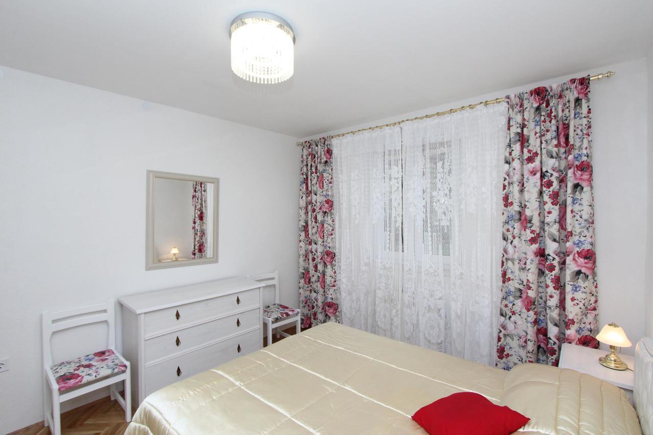 Guest House Aurora 로비니 객실 사진